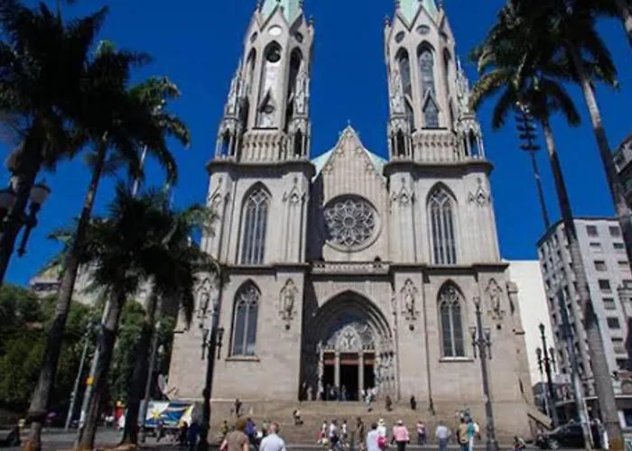 Estacao Se Hotel